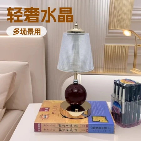Light luxury table lamp, dining room, bedroom table decoration, bedside lamp, ins romantic and high-end atmosphere lamp, ins style Light luxury table lamp, dining room, bedroom table decoration, bedside lamp, ins romantic and high-end atmosphere lamp, ins style